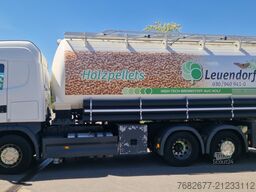 SCANIA SILO mit Anhänger für Holzpellets