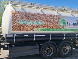 SCANIA SILO mit Anhänger für Holzpellets