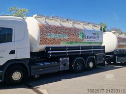 SCANIA SILO mit Anhänger für Holzpellets