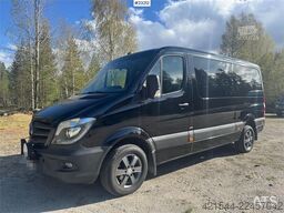 Mercedes-Benz Sprinter Minibus – 11 seats – Two sets of tires