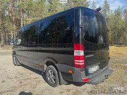 Mercedes-Benz Sprinter Minibus – 11 seats – Two sets of tires