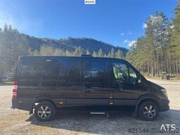 Mercedes-Benz Sprinter Minibus – 11 seats – Two sets of tires