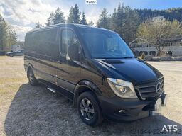 Mercedes-Benz Sprinter Minibus – 11 seats – Two sets of tires