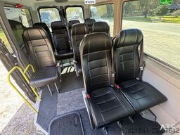 Mercedes-Benz Sprinter Minibus – 11 seats – Two sets of tires