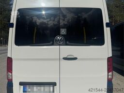 VW Crafter Minibus – 10 seats – 4x4 -Wheelchair lift