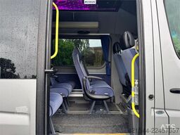 Mercedes-Benz Sprinter 519 CDI Minibus – 17 Seats WATCH VIDEO