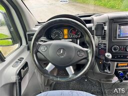 Mercedes-Benz Sprinter 519 CDI Minibus – 17 Seats WATCH VIDEO