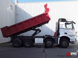 Mercedes-Benz Arocs 3243