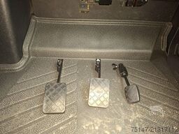 MERCEDES-BENZ 2540 L Actros 6x2 Fahrschule 5-Sitzer Liftachse