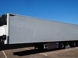 H.T.F. 3 Axle frigo trailer Carrier Vector 1850