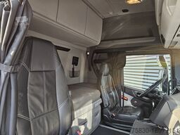 Scania R580 / V8 6X2 / RETARDER / FULL AIR