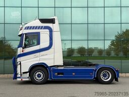 VOLVO FH 500 RETARDER GLOBETROTTER XL 2x TANKS SPECIAL