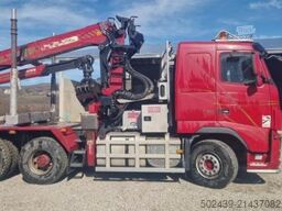 Volvo FH16 750 6x4 + Semi remorque forestière DIEBOLT