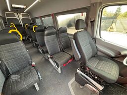 Mercedes-Benz Sprinter 516 CDI 19 + 1 SEATS