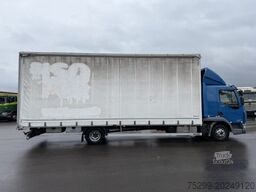DAF LF 220 108 4x2 Blache