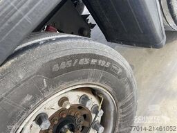 Schmitz Cargobull Curtainsider Mega