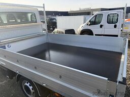 IVECO Daily Pritsche 35S18HA8 D