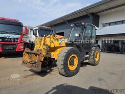 JCB 550-80 WM / 4X4 / 5ton / 8m / German