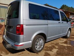 VOLKSWAGEN Mutivan Trendline