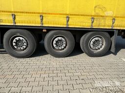 Schmitz Cargobull Curtainsider Standard