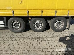 Schmitz Cargobull Curtainsider Standard