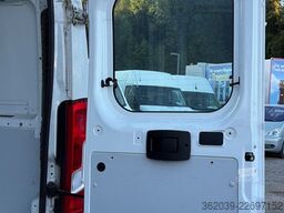 PEUGEOT Boxer Kasten Hochraum 335 L3H2 Avantage Pro Edit