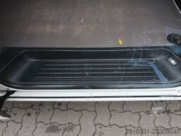 VOLKSWAGEN T6.1 lang / 1. Hand / PDC / Klima / FN: 100