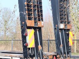 Istrail 4-AXLE SEMI-TRAILER | HYDR RAMPS | HYDR WIDENIN...