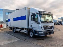 MAN TGL 12.220 BL+DHOLLANDIA