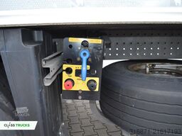 SCHMITZ CARGOBULL SKO FP 60 ThermoKing SLXi 300