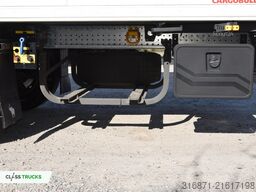 SCHMITZ CARGOBULL SKO FP 60 ThermoKing SLXi 300