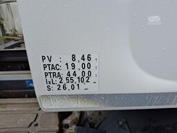 RENAULT D 19 WIDE 380 - E6