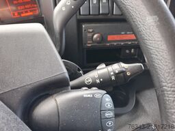 RENAULT D 19 WIDE 380 - E6