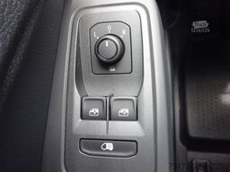 FORD Transit Connect Trend Kasten L1  AWD AHK 2xS.Tür