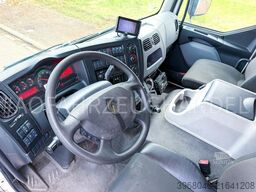 Renault D12.240 - E6 - Carrier 850mt -air suspension rear