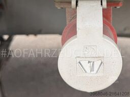 Renault D12.240 - E6 - Carrier 850mt -air suspension rear