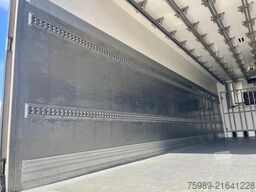 Renault T520 ! MEAT HANGING !  RETARDER CHEREAU, THERMO...