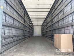 Schmitz Cargobull Semitrailer Curtainsider Mega