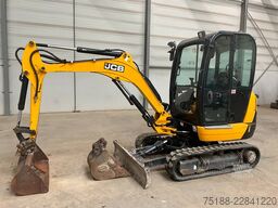 JCB 8026