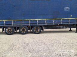 Schmitz Cargobull Curtainsider Mega