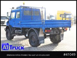 UNIMOG 437/25 U4000, 4x4, Pritsche, Doka, 6 Sitze