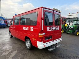 MERCEDES-BENZ 210 D Sprinter Feuerwehr 8-Sitzer