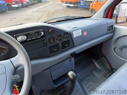 MERCEDES-BENZ 210 D Sprinter Feuerwehr 8-Sitzer