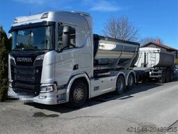 Scania R660 6x4 Asphalt Truck with Carnehl Asphalt Traile