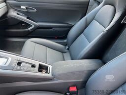 PORSCHE 718 Chrono/Navi/Sitzbelü/Bose/Leder/PDK