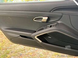 PORSCHE 718 Chrono/Navi/Sitzbelü/Bose/Leder/PDK