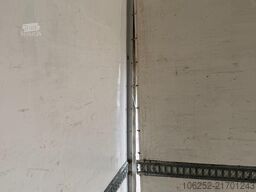 Volvo FM 330 6x2 CLOSED BOX / KOFFER 9m10 - LIFT + ST...