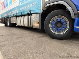 Volvo FM 370 6x2 BOX 8m15 - LIFT + STEERING AXLE - EU...