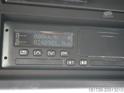 MAN TGS 33.510 tractor unit / 6x4 / Sleeper