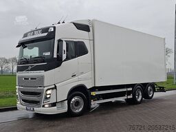 VOLVO FH 16.750 6X2*4 4 SEATS 154TKM